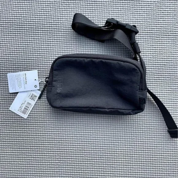lululemon athletica | Bags | Nwt Lululemon Mini Belt Bag Black Os | Poshmark
